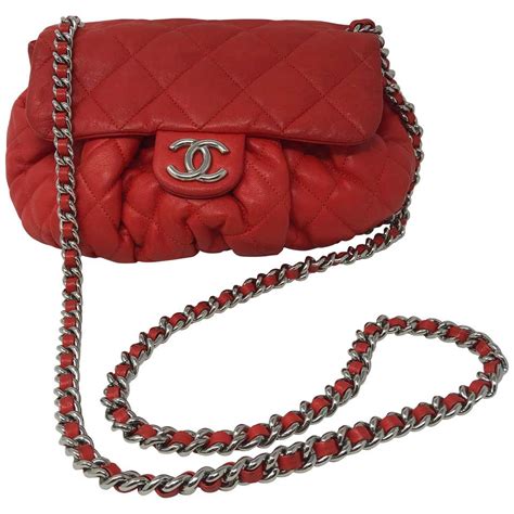 chanel chain bag red